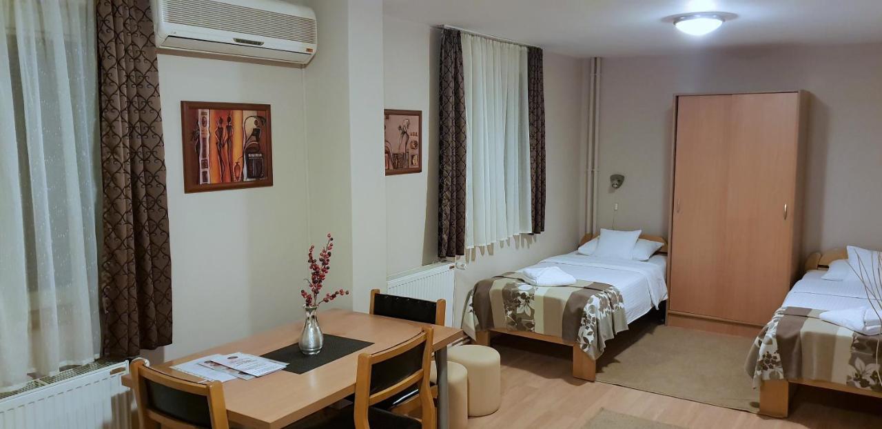 Hotel Topcider เบลเกรด ภายนอก รูปภาพ